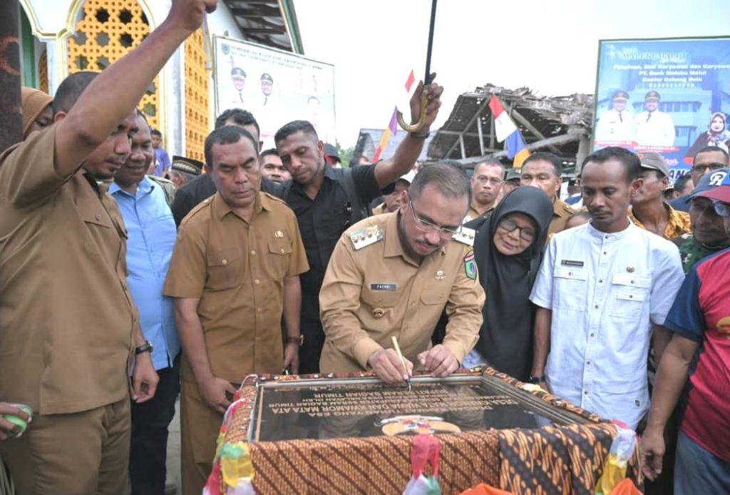 Pencanangan Kampung Nelayan Kwamor Kecil